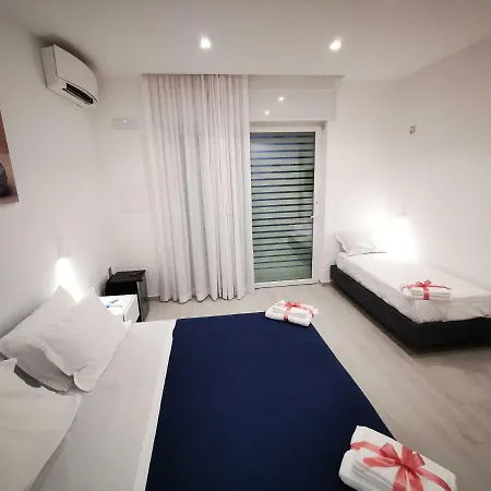 Sunset Bay Torre Suda