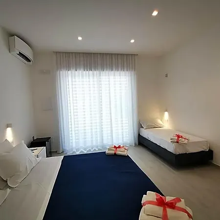 לינה וארוחת בוקר Sunset Bay טורה סודה