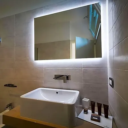 Sunset Bay Bed & Breakfast 4*