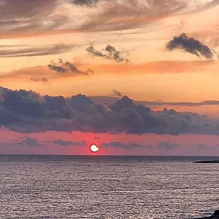 Sunset Bay טורה סודה