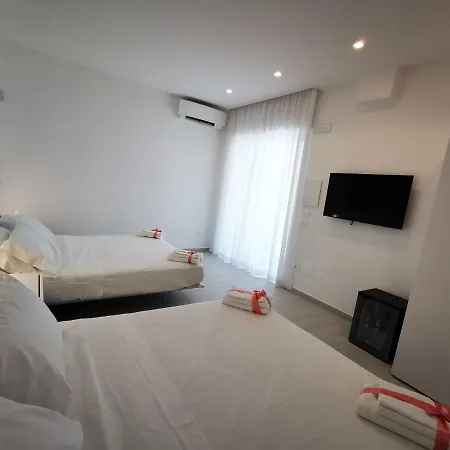 Sunset Bay Oda ve Kahvaltı 4*