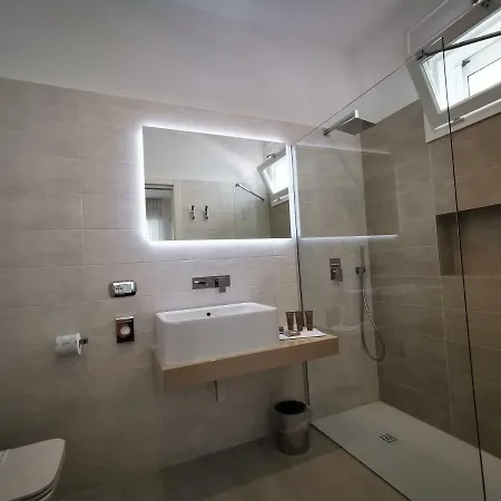 Sunset Bay トッレ・スーダ